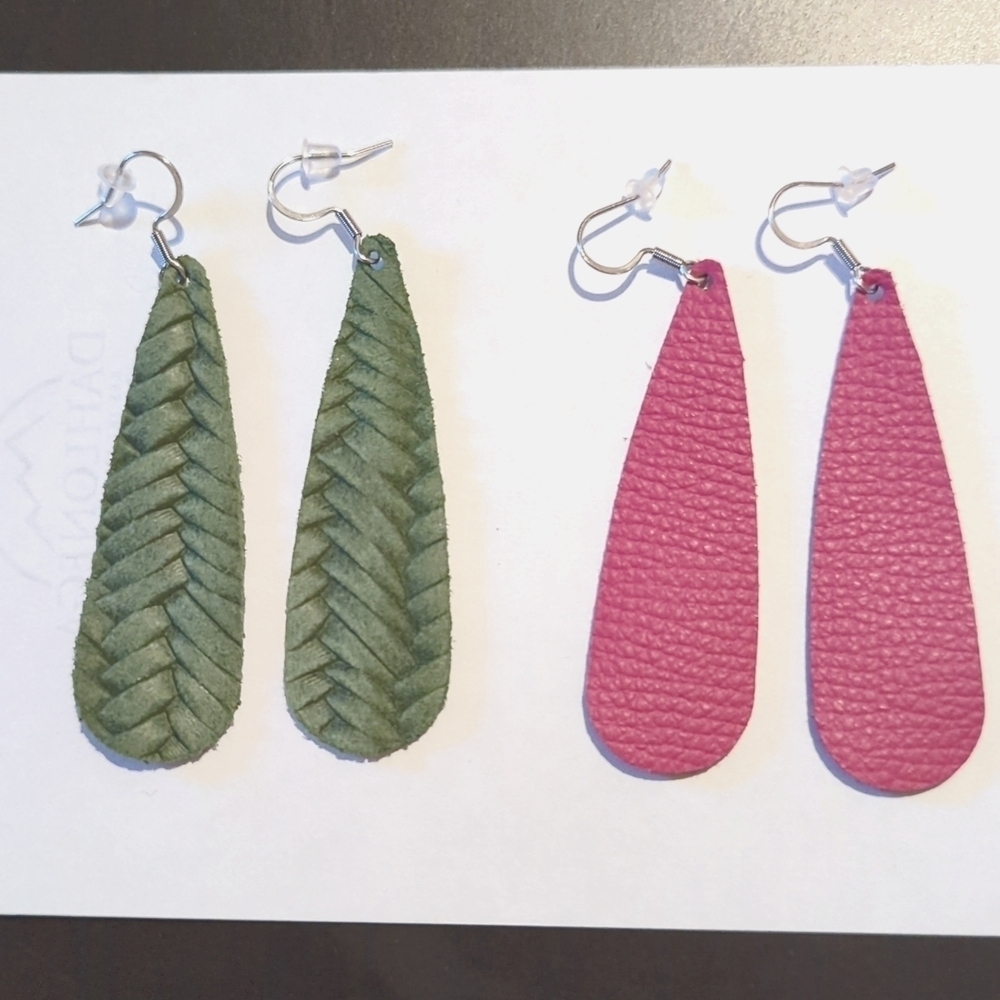 2 Pairs of Dangle Earrings, Green & Pink, Womens Trendy Vegan Leather